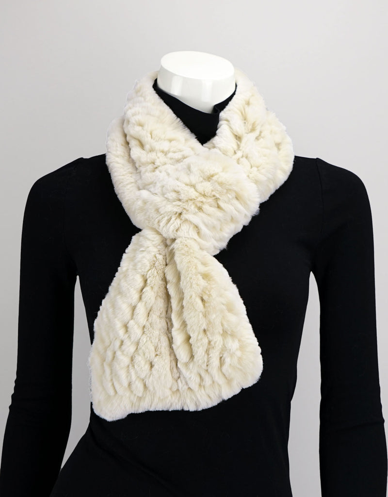 Cable Rex Scarf with Loop - Cashmere